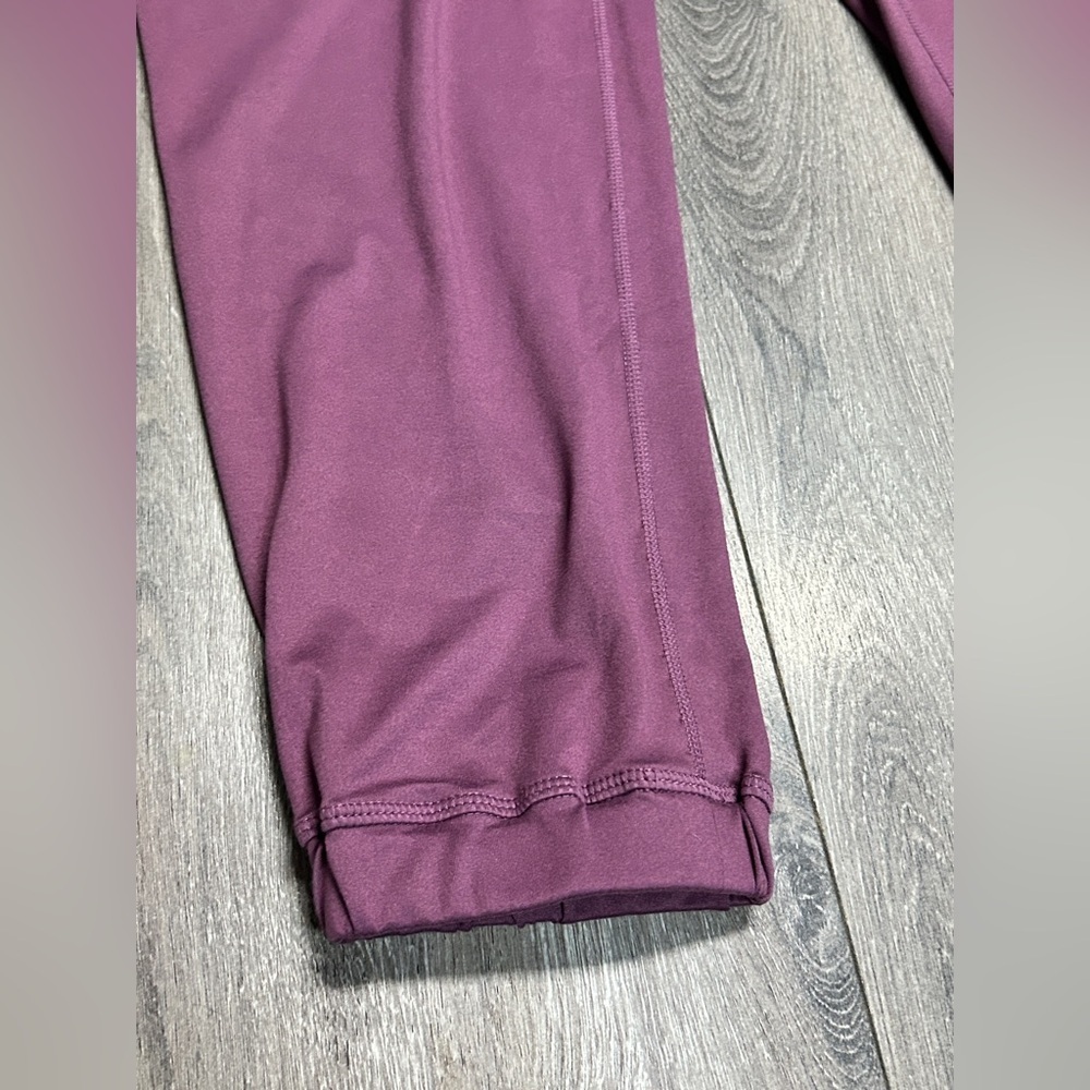 Lolë woman’s purple athletic jogging pants size L - Picture 3 of 8
